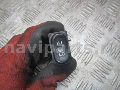 Кнопка обогрева сидений Mitsubishi Colt, 2006 г., арт. 0208066