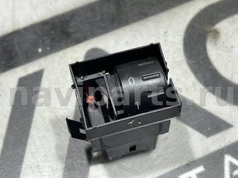 Кнопка обогрева сидений Volkswagen Touareg, 2008 г., OEM 7L6963564B, арт. 100060680