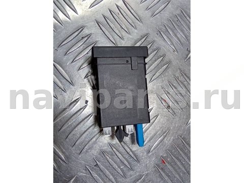 Кнопка обогрева сидений Volkswagen Passat B5, 2003 г., OEM 3B0963564D, арт. 102059881, фото 5