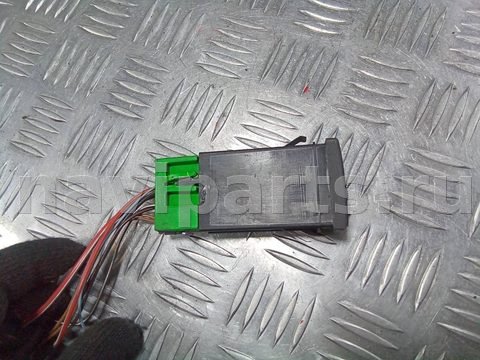 Кнопка обогрева сидений Audi A4 B5, 1999 г., OEM 8D0963563, арт. 104765410, фото 3