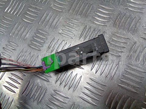 Кнопка обогрева сидений Audi A4 B5, 1999 г., OEM 8D0963563, арт. 104765410, фото 4