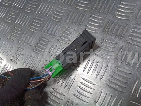 Кнопка обогрева сидений Audi A4 B5, 1999 г., OEM 893971972, арт. 104907980, фото 4