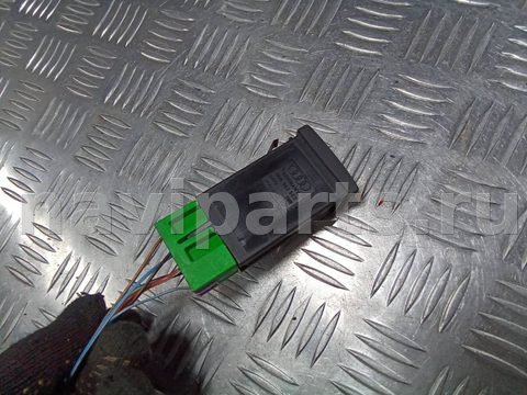 Кнопка обогрева сидений Audi A4 B5, 1999 г., OEM 893971972, арт. 104907980, фото 5