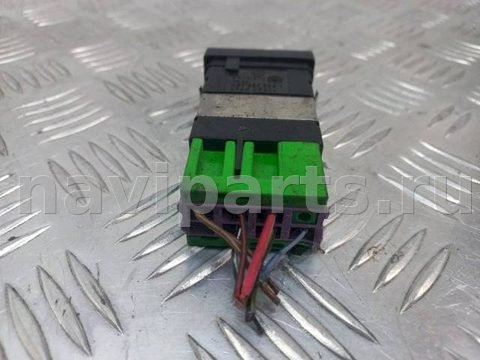 Кнопка обогрева сидений Volkswagen Passat, 2001 г., OEM 3B0963563C, арт. 1081231, фото 2