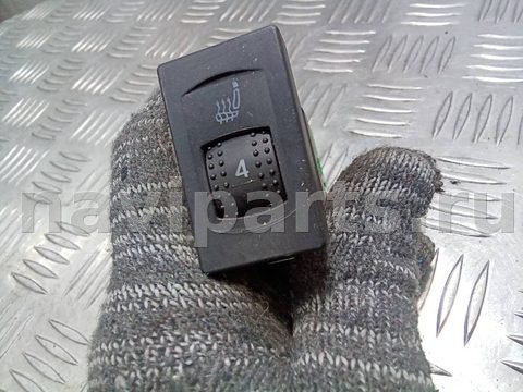 Кнопка обогрева сидений Volkswagen Passat B5, 2004 г., OEM 3B0963564C, арт. 108963437