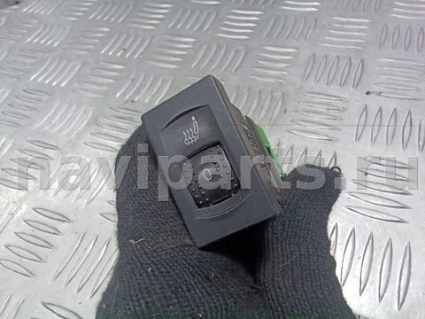 Кнопка обогрева сидений Volkswagen Passat B5, 2002 г., OEM 3B0963563D, арт. 109492970, фото 2