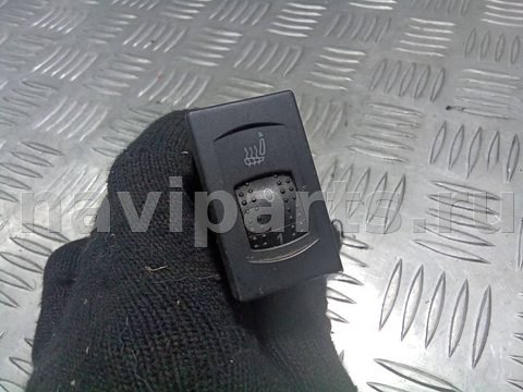Кнопка обогрева сидений Volkswagen Passat B5, 2002 г., OEM 3B0963564C, арт. 109492971