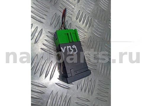 Кнопка обогрева сидений Volkswagen Passat B5, 2002 г., OEM 3B0963564C, арт. 109492971, фото 3