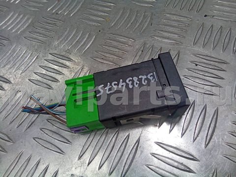 Кнопка обогрева сидений Volkswagen Passat B5, 2002 г., OEM 3B0963564C, арт. 109492972, фото 3