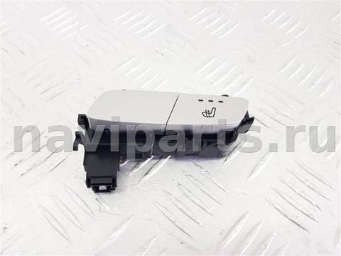 Кнопка обогрева сидений Mercedes GLC X253, 2019 г., OEM A2139057502, арт. 109731