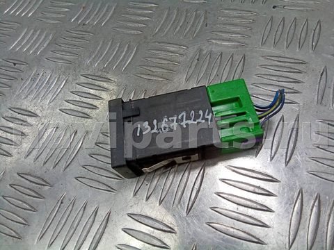 Кнопка обогрева сидений Volkswagen Passat B5, 2002 г., OEM 3B0963564D, арт. 109734939, фото 5