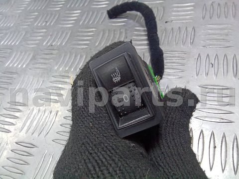 Кнопка обогрева сидений Skoda Superb, 2003 г., OEM 3U0963563, арт. 110508411, фото 2