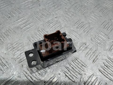 Кнопка обогрева сидений Nissan X-Trail, 2016 г., арт. 117772, фото 3