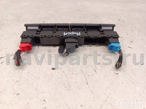 Кнопка обогрева сидений Skoda Rapid, 2013 г., OEM 5JA927132AH, арт. 120529633, фото 4