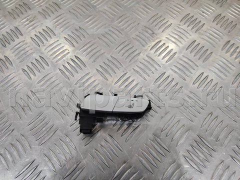 Кнопка обогрева сидений Mercedes C W205, 2016 г., OEM A2139057502, арт. 121879