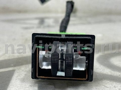 Кнопка обогрева сидений Audi Q7 4L, 2014 г., OEM 8E0963563, арт. 127981321, фото 3