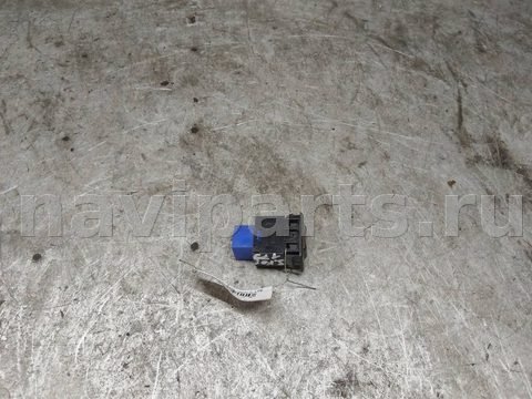 Кнопка обогрева сидений Subaru Forester, 1997 г., арт. 138083, фото 2