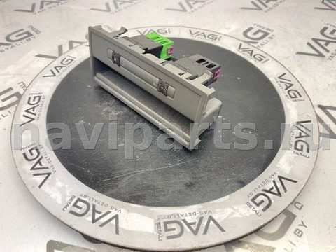 Кнопка обогрева сидений Audi Q7 4L, 2011 г., OEM 8E0963563, арт. 147010275, фото 2
