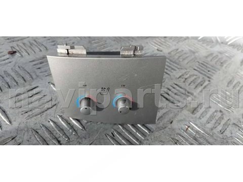 Кнопка обогрева сидений Toyota Avalon, 2009 г., OEM 453453, арт. 168091