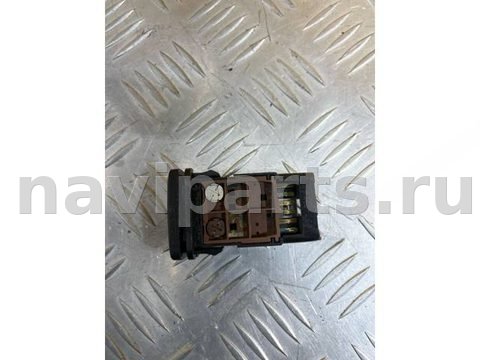 Кнопка обогрева сидений Toyota Hilux, 2012 г., арт. 173086, фото 2