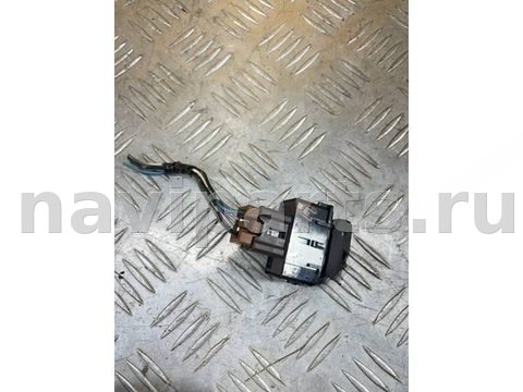 Кнопка обогрева сидений Nissan Navara, 2010 г., арт. 177770, фото 3