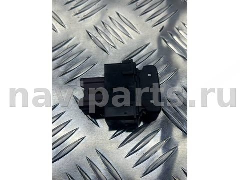Кнопка обогрева сидений Nissan Pathfinder, 2006 г., OEM 25500AX600, арт. 180528, фото 3