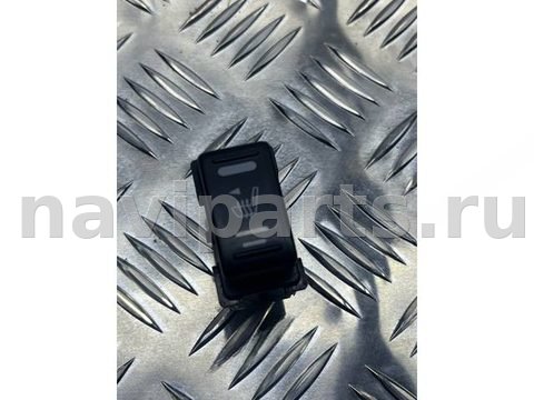 Кнопка обогрева сидений Nissan Pathfinder, 2006 г., OEM 25500AX610, арт. 180529