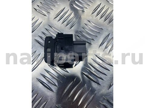 Кнопка обогрева сидений Nissan Pathfinder, 2006 г., OEM 25500AX610, арт. 180529, фото 2