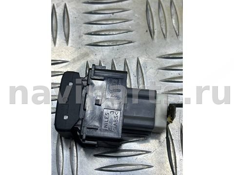 Кнопка обогрева сидений Nissan Navara, 2007 г., OEM 25500AX610, арт. 187828, фото 2
