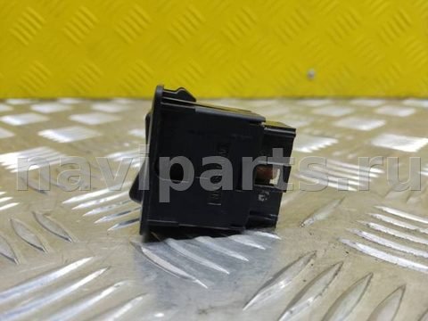 Кнопка обогрева сидений Mitsubishi L200, 2005 г., OEM MR168587, арт. 191590, фото 2