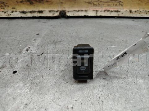 Кнопка обогрева сидений Nissan Almera N16, 2000 г., OEM 261246, арт. 194611