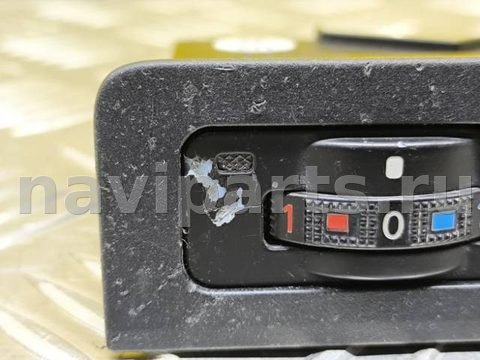 Кнопка обогрева сидений Toyota Land Cruiser Prado, 2020 г., OEM 8475260410, арт. 209471, фото 3