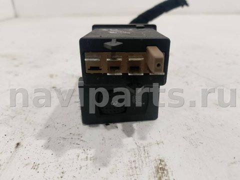 Кнопка обогрева сидений Volkswagen Passat B5, 2005 г., OEM 3B0963564C, арт. 2199, фото 2