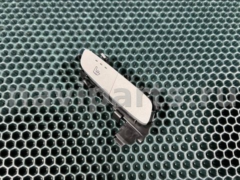 Кнопка обогрева сидений Mercedes Metris, 2022 г., OEM A2139057302, арт. 31908448_3, фото 3