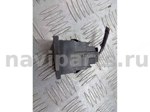 Кнопка обогрева сидений Volkswagen Touareg, 2003 г., OEM 7L6963570B, арт. 35644955, фото 4