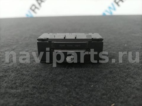 Кнопка обогрева сидений BMW X5 G05, 2019 г., OEM 6828057, арт. 458-23