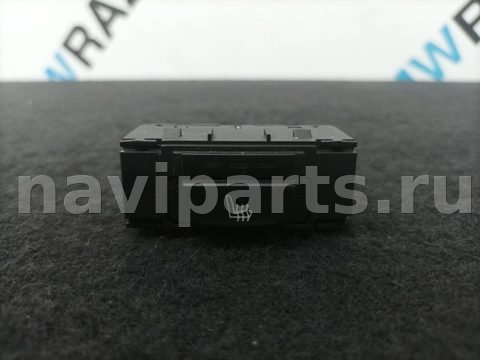 Кнопка обогрева сидений BMW X5 G05, 2019 г., OEM 6828058, арт. 458-24