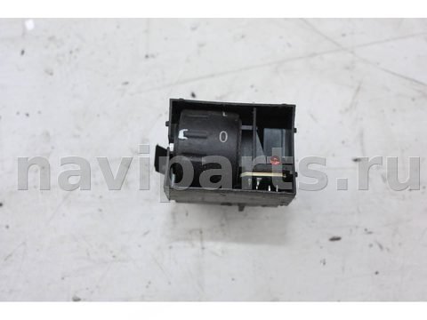 Кнопка обогрева сидений Volkswagen Touareg, 2005 г., арт. 458-3-7087