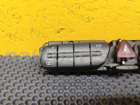 Кнопка обогрева сидений Mercedes C W203, 2001 г., OEM 2038217458, арт. 537087, фото 3