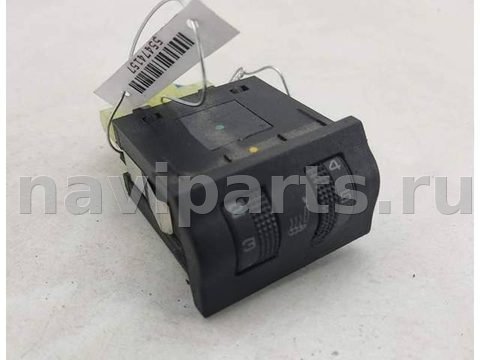 Кнопка обогрева сидений Skoda Octavia mk1, 2004 г., OEM 1U0963563B, арт. 55474157