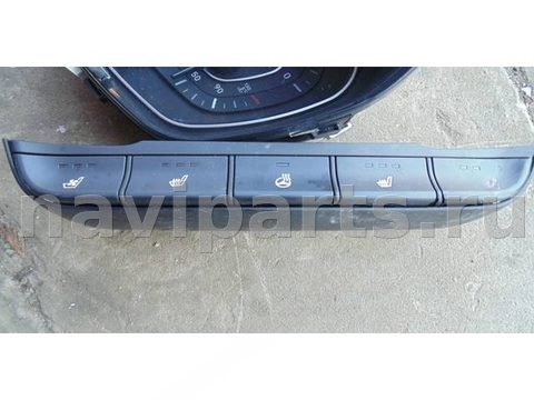 Кнопка обогрева сидений Hyundai Santa Fe, 2019 г., арт. 8970