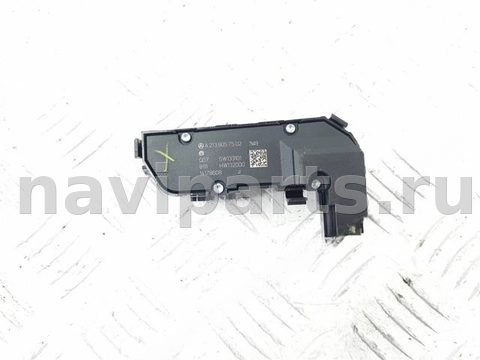 Кнопка обогрева сидений Mercedes C W205, 2014 г., OEM A2139057502, арт. 96117, фото 2