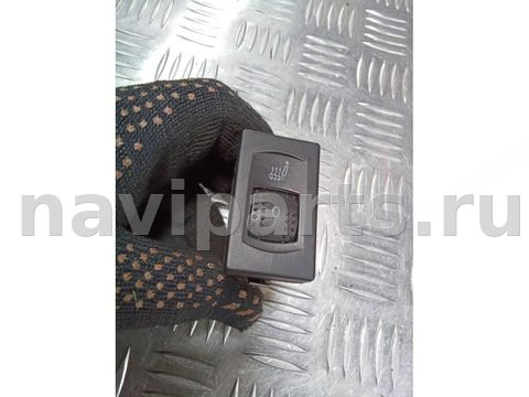 Кнопка обогрева сидений Volkswagen Passat B5, 2004 г., OEM 3B0963563C, арт. 98629093