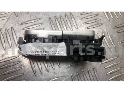 Кнопка обогрева сидений Mercedes C W205, 2017 г., OEM A2139057302, арт. 999593798704, фото 3