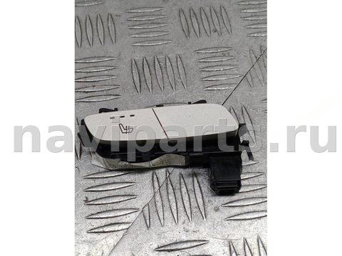 Кнопка обогрева сидений Mercedes C W205, 2016 г., OEM A2139057302, арт. 999593993327_1