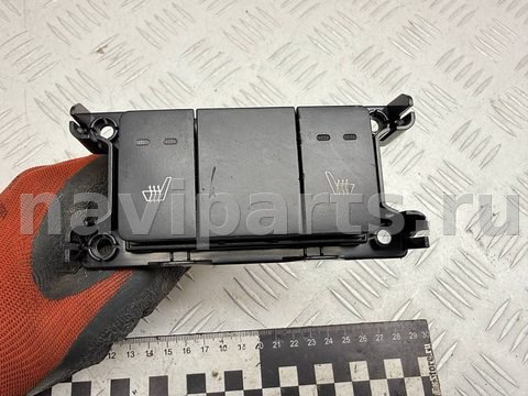 Кнопка обогрева сидений Hyundai Santa Fe, 2006 г., OEM 201003413, арт. A44783