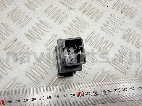 Кнопка обогрева сидений Hyundai Terracan, 2004 г., OEM 93620H1101, арт. A51421, фото 3