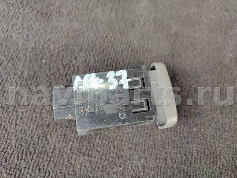 Кнопка обогрева сидений Volvo V40, 2001 г., OEM 30864277, арт. BA06-37, фото 5