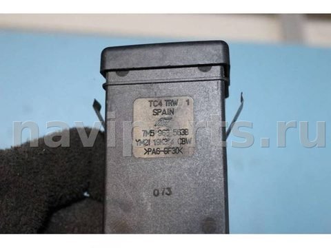 Кнопка обогрева сидений Ford Galaxy, 2003 г., OEM 7M5963563B, арт. C434, фото 3