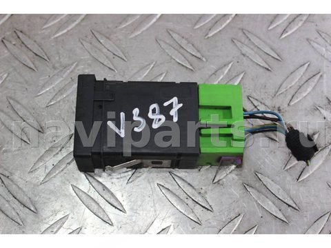 Кнопка обогрева сидений Volkswagen Passat B5, 1998 г., OEM 3B0963564C, арт. V387